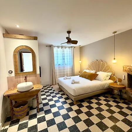 Maison A Propriano De Standing A 5mn De La *
